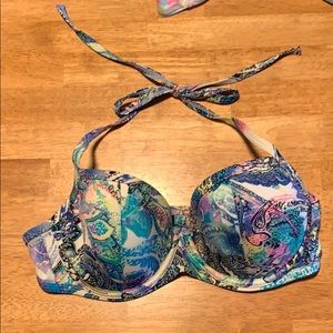 ❗️FINAL SALE❗️ Victoria’s Secret Bikini Top